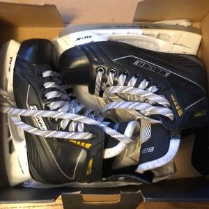 Bauer 150 Supreme skates